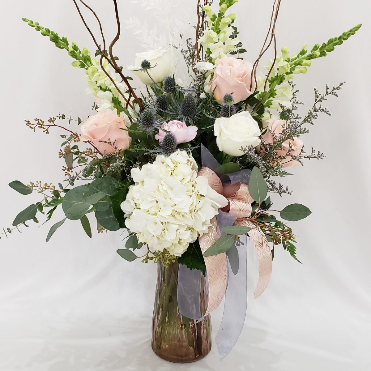 Blushing Blooms – Event Floral